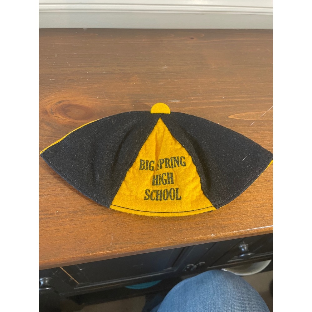 Vintage Big Spring High School Felt Beanie Cap Hat Black Yellow School Spirit
